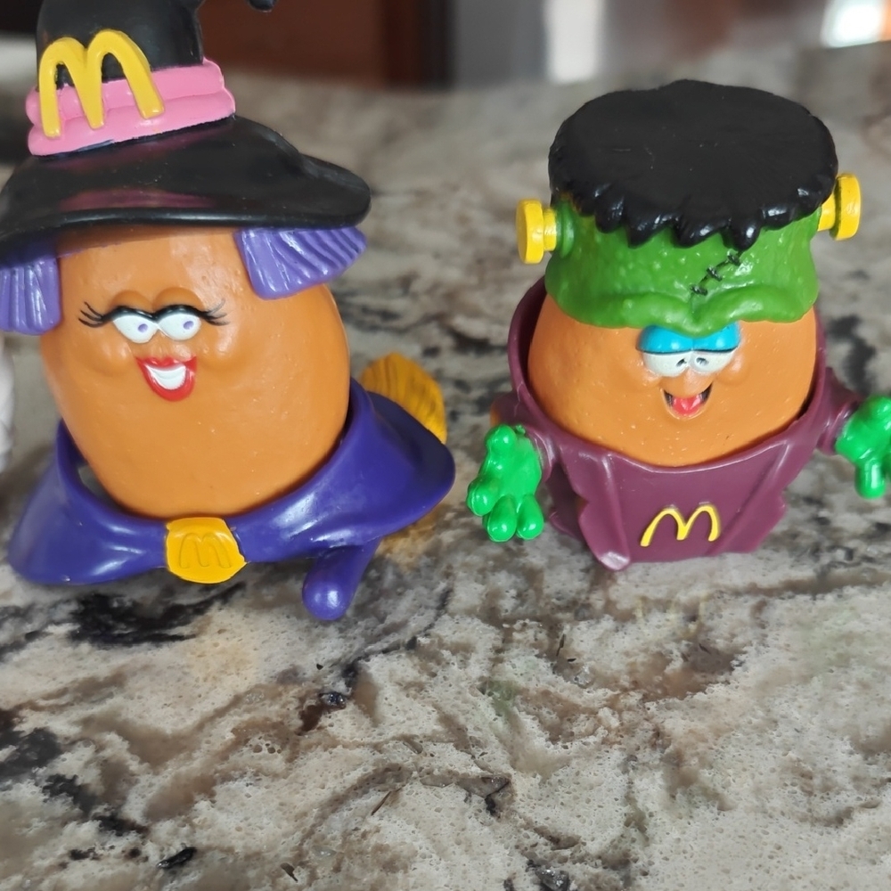 6 NUGGET BUDDIE Vintage McDonald's 1992 Frankenstein/ WITCH/ MUMMY /GHOST/👻🎃 - Picture 2 of 11